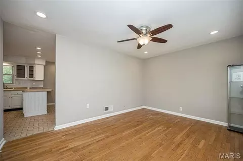 Living - 4345 Ringer Rd, Mehlville, MO 63129 photo 1 of 4