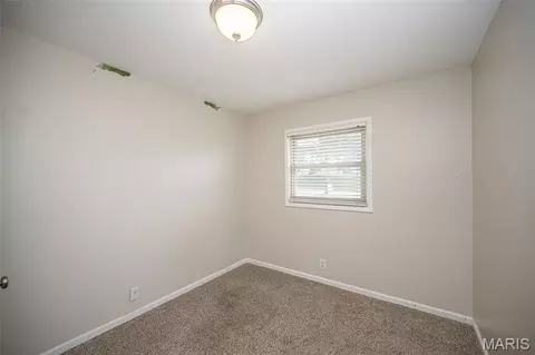 Bedroom - 4345 Ringer Rd, Mehlville, MO 63129 photo 1 of 5