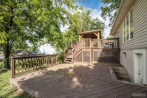 Exterior - 4345 Ringer Rd, Mehlville, MO 63129 photo 7 of 10