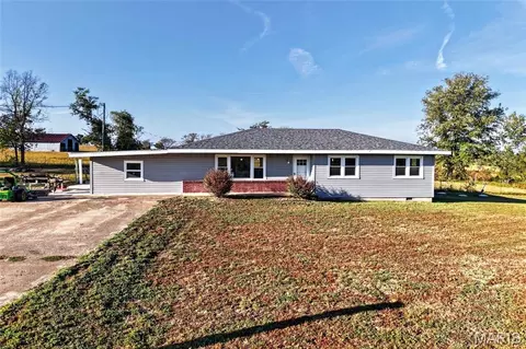 26853 Highway O, Lebanon, MO 65536