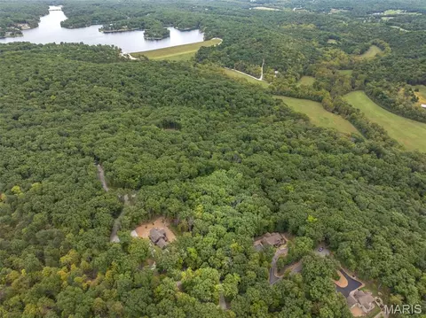 2527 Alpine Trails Dr, Innsbrook, MO 63390 photo 9