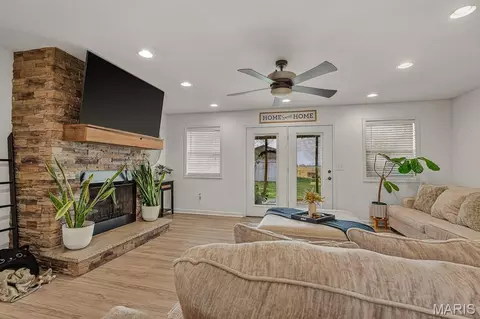 Living - 15076 State Highway A, Kennett, MO 63857 photo 1 of 2