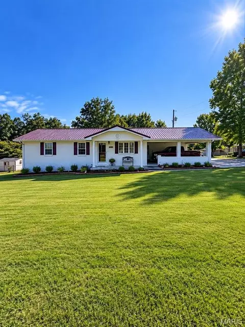 3002 Charlton Ln, Poplar Bluff, MO 63901
