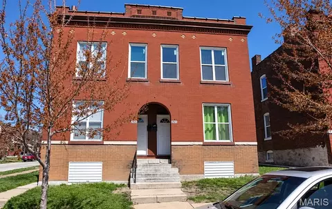 2923 Miami St, Saint Louis, MO 63118