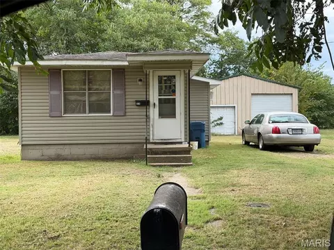 914 Mott, New Madrid, MO 63869