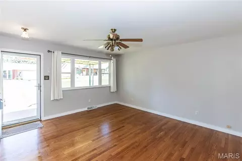 Living - 2912 Raw Wind Dr, High Ridge, MO 63049 photo 2 of 3