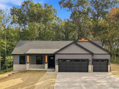 135 Prairie View Dr, Troy, MO 63379