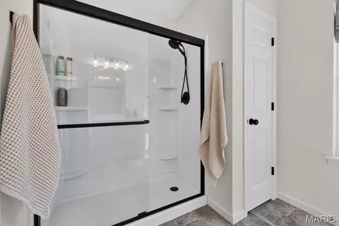 Bath - 3333 White Pine Dr, Imperial, MO 63052 photo 3 of 3