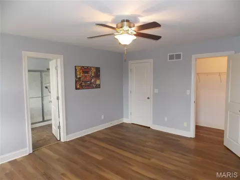 Bedroom - 384 Arvel Ln, Washington, MO 63090 photo 6 of 12