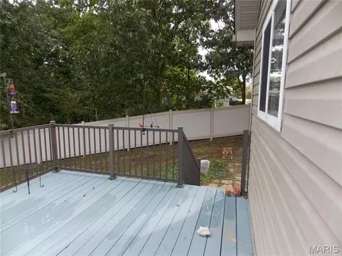 Exterior - 384 Arvel Ln, Washington, MO 63090 photo 7 of 14