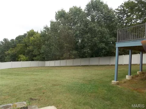 Exterior - 384 Arvel Ln, Washington, MO 63090 photo 6 of 14
