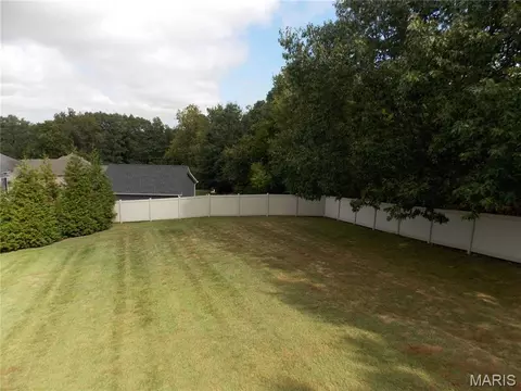 Exterior - 384 Arvel Ln, Washington, MO 63090 photo 13 of 14