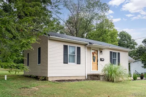 Exterior - 1117 W State St, Union, MO 63084 photo 2 of 13