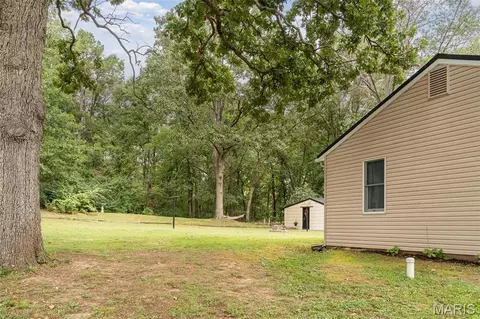 Exterior - 1117 W State St, Union, MO 63084 photo 11 of 13