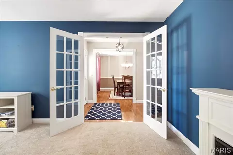 Entry Way - 733 Cedar Glen Dr, Weldon Spring, MO 63304 photo 2 of 3