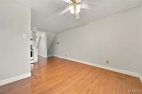 Living - 158 Beard Dr #C, Eureka, MO 63025 photo 7 of 7