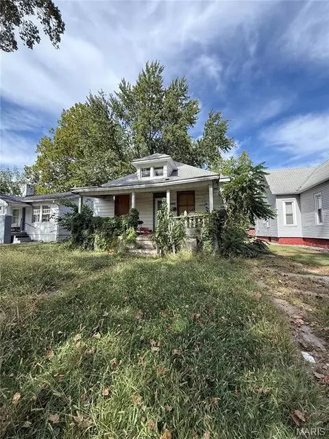 1096 W W Grn, Decatur, IL 62522