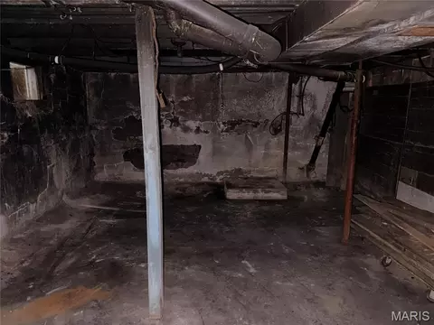 Other - 2201 Johnson St, Alton, IL 62002 photo 9 of 13