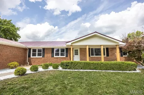 9355 State Route 3, Red Bud, IL 62278