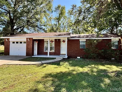 702 E Silver St, Naylor, MO 63953