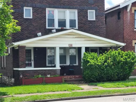 6074 Arsenal St, Saint Louis, MO 63139