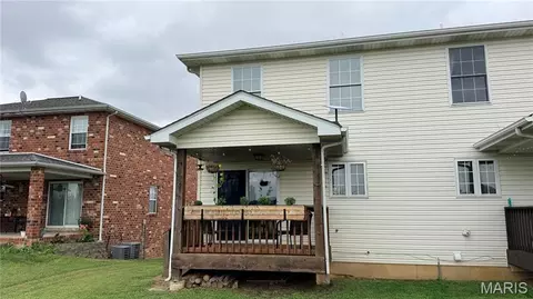 Exterior - 108 Empson Dr, Valmeyer, IL 62295 photo 3 of 4