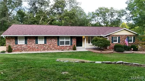 Exterior - 110 Summerset Ln, Festus, MO 63028 photo 2 of 10