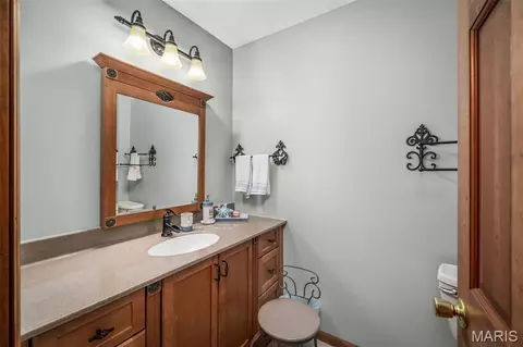 Bath - 355 Birmingham Dr, O'fallon, MO 63366 photo 1 of 4