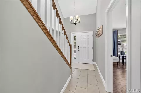 Entry Way - 161 Stuart Ln, Eureka, MO 63025 photo 3 of 4