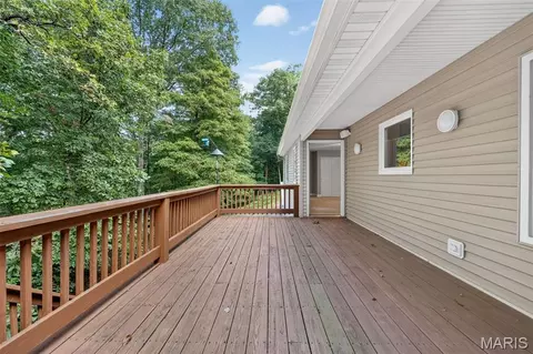 Exterior - 161 Stuart Ln, Eureka, MO 63025 photo 9 of 22