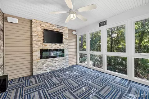 Exterior - 161 Stuart Ln, Eureka, MO 63025 photo 5 of 22