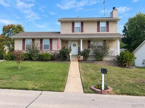 1095 Eagle Nest Dr, Festus, MO 63028