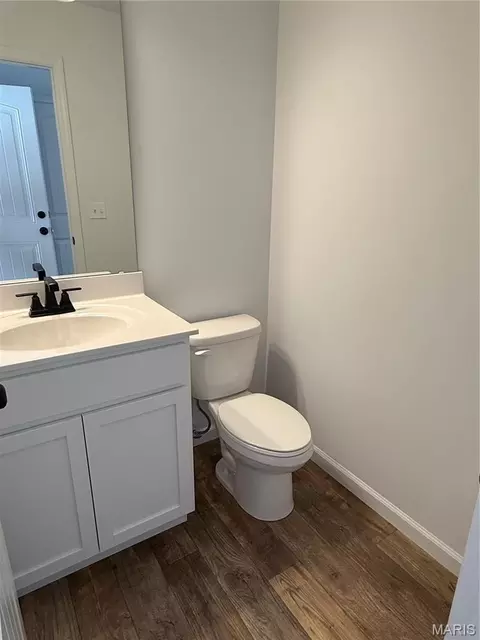 Bath - 209 John St, Troy, MO 63379 photo 1 of 8