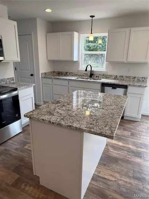 Kitchen - 209 John St, Troy, MO 63379 photo 2 of 7