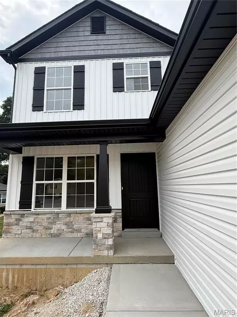 Exterior - 209 John St, Troy, MO 63379 photo 3 of 5