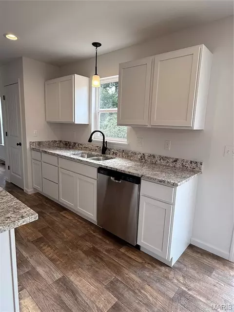 Kitchen - 209 John St, Troy, MO 63379 photo 5 of 7
