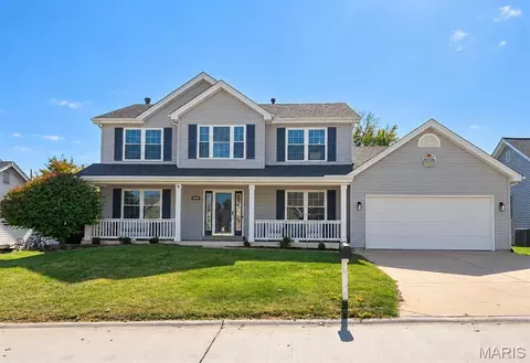 117 Black Lantern Trl, Saint Peters, MO 63376
