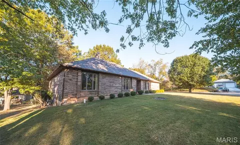 Exterior - 616 Brighton Ct, Rolla, MO 65401 photo 7 of 13