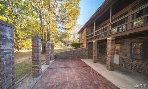 Exterior - 616 Brighton Ct, Rolla, MO 65401 photo 9 of 13