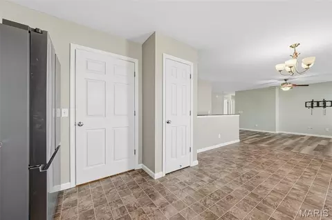 Entry Way - 5 Rockford Ct, Troy, MO 63379 photo 4 of 4