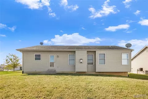 Exterior - 5 Rockford Ct, Troy, MO 63379 photo 10 of 11