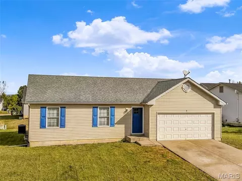 Exterior - 5 Rockford Ct, Troy, MO 63379 photo 5 of 11