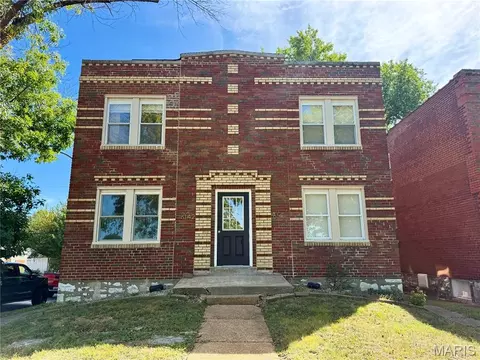6142 Morganford Rd, Saint Louis, MO 63116