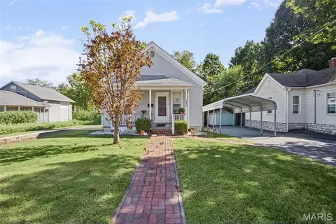 1629 Main St, Alton, IL 62002