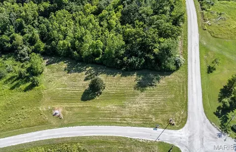 658 Quarry Rd, Golden Eagle, IL 62036 photo 2