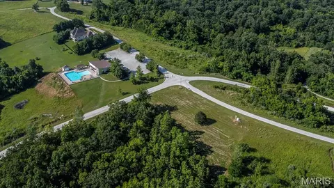 658 Quarry Rd, Golden Eagle, IL 62036 photo 3