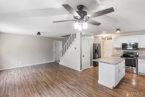 Living - 1205 E Stude Ln, Bland, MO 65014 photo 3 of 3