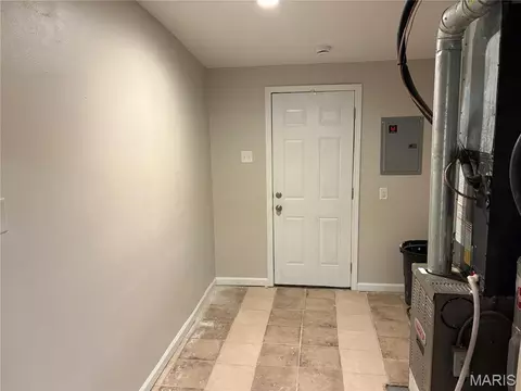 Entry Way - 8410 Bayberry Dr, Berkeley, MO 63134 photo 2 of 2