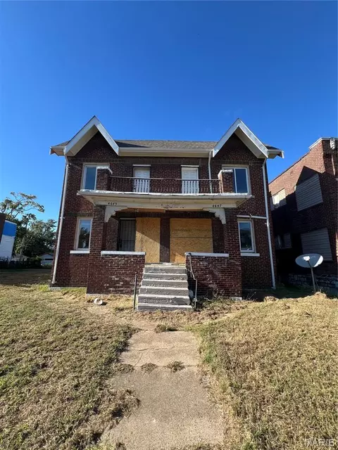4645 Pope Ave, Saint Louis, MO 63115
