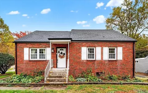 300 S Charles St, Edwardsville, IL 62025